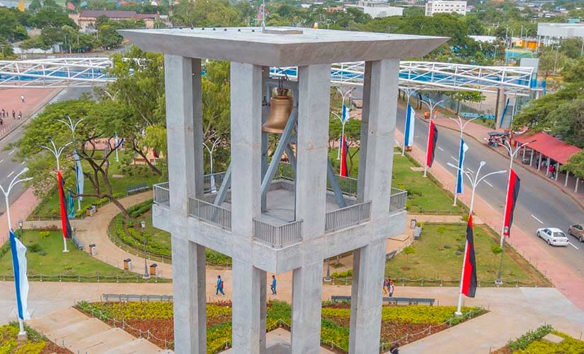 monumento-campana-de-la-paz-managua-nicaragua